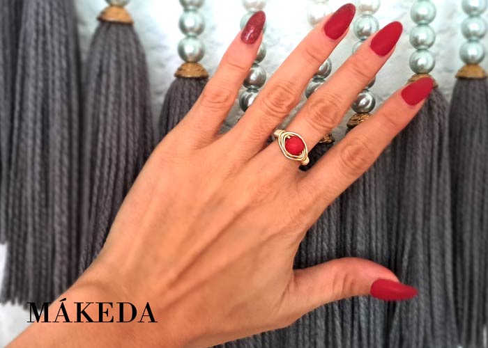 Makeda joyeria, Anillo Aluminio Oro y Ágata Roja