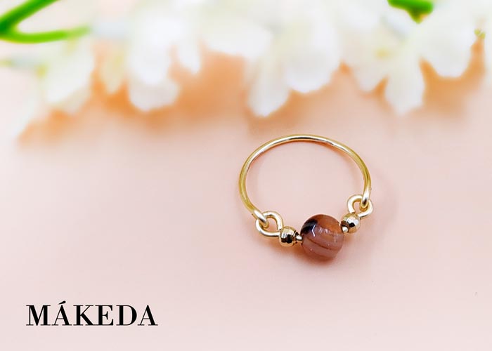 Makeda joyeria, Anillo Chapa de Oro y Ágata Café