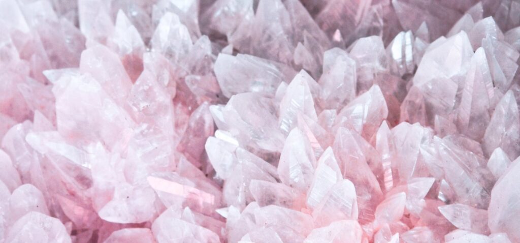 LA MAGIA DEL CUARZO ROSA
